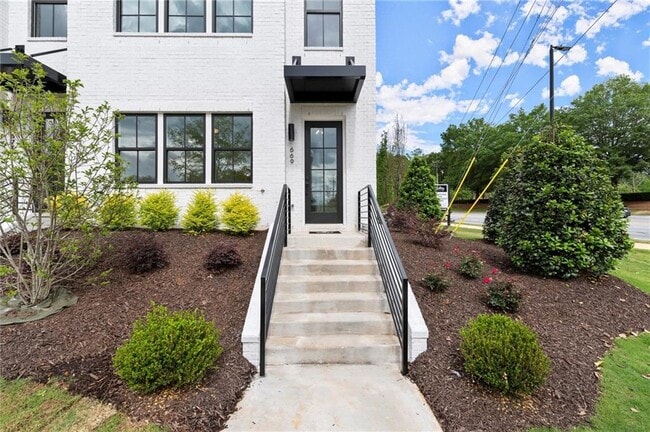 669 Soul Aly unit 144, Alpharetta, GA 30009 - photo 2