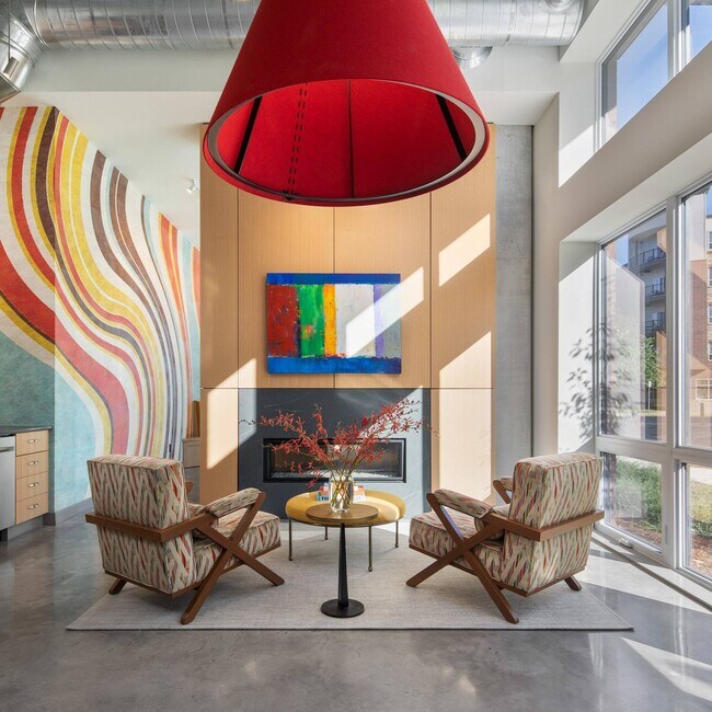 Lobby Fireside Lounge