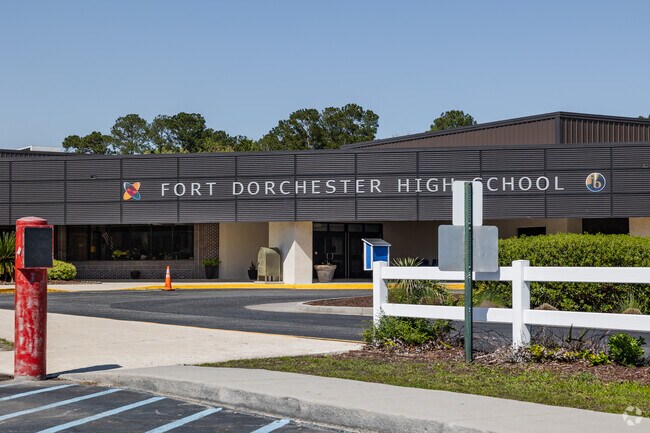 Fort Dorchester High School is a public option for towns on the outskirts of Summerville.