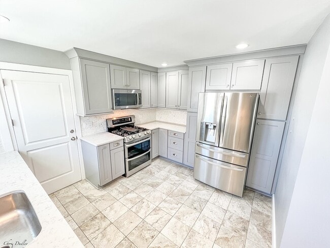 35 Bowdoin St unit 35, Arlington, MA 02474 - photo 3