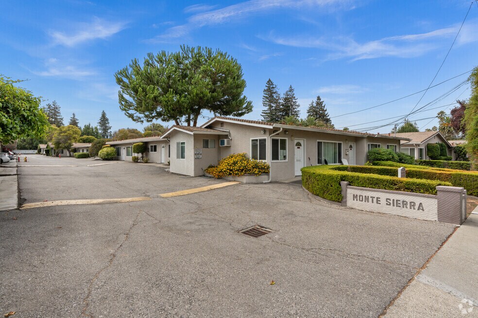 All Single Story Apartment Community