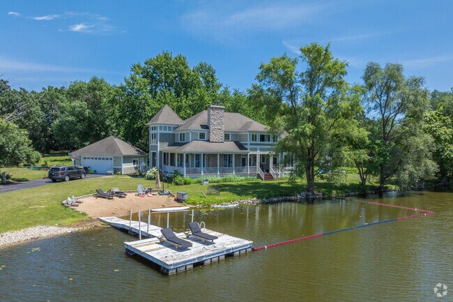 It is a common site to see docks at most lakefront properties on Duck Lake.