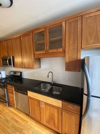 2300 Girard Ave S Unit 203, Minneapolis, MN 55405
