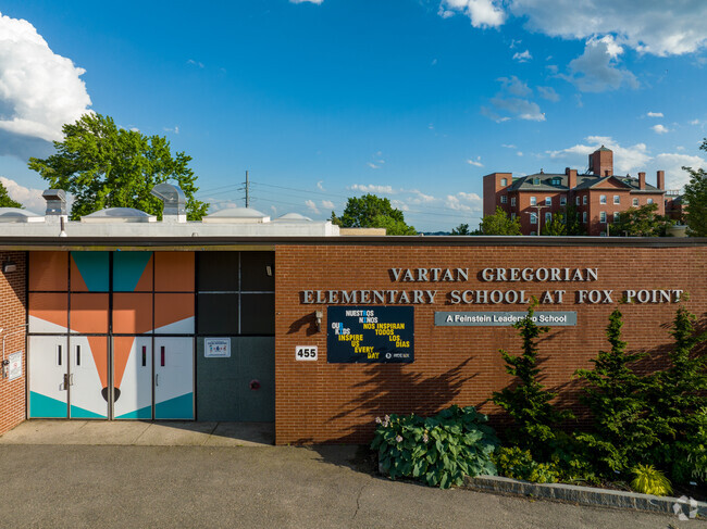 The Vartan Gregorian Elementary School is located in the town Fox Point in Providence, RI.