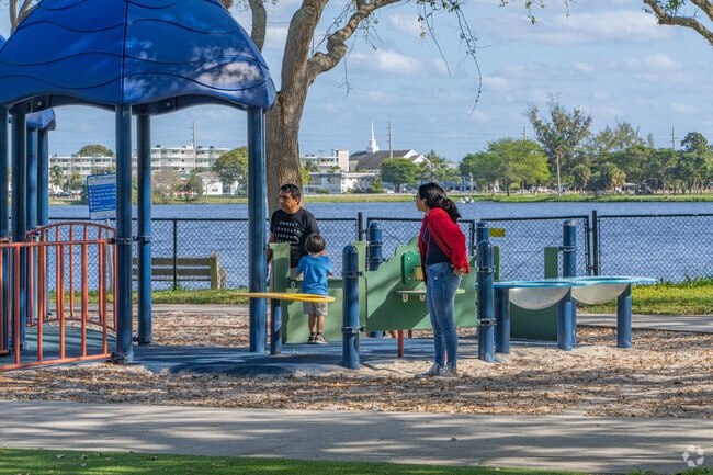 A serene park in Willoughby, West Palm Beach, perfect for leisurely strolls.
