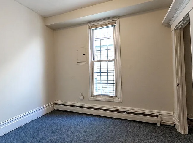 381 Forest Ave unit C, Morgantown, WV 26505 - photo 4