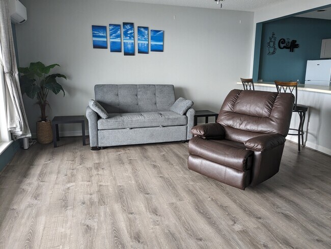 39 W Grand Ave unit 240, Old Orchard Beach, ME 04064 - photo 4