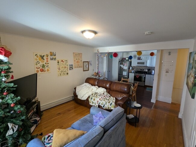 14 Market St unit 2, Cambridge, MA 02139 - photo 3