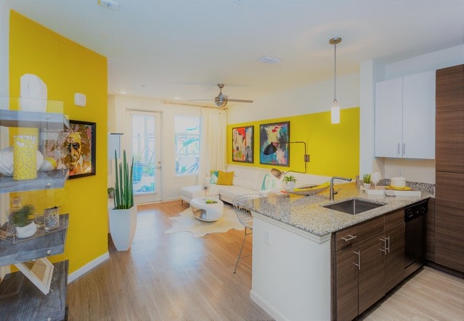 50 Paramount, Sarasota, FL 34232 - photo 2