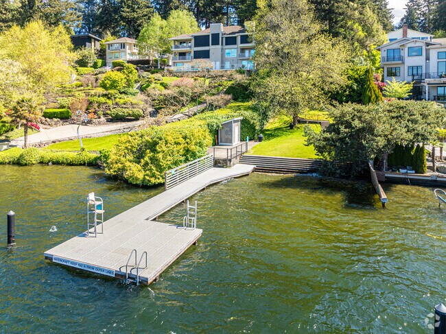 Chesterfield park offers a small swimming area and dock, great for a day on the lake.