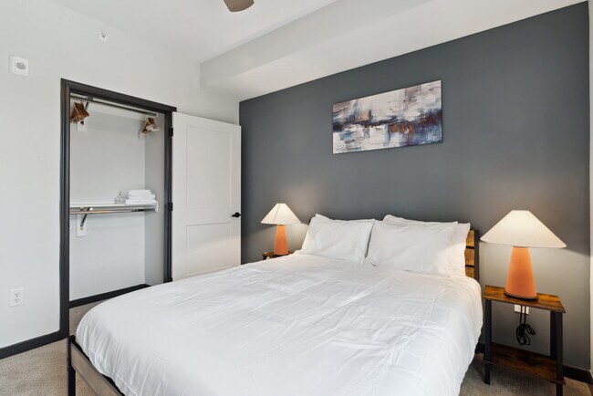 423 E Michigan St unit ID1032104P, Indianapolis, IN 46204 - photo 5