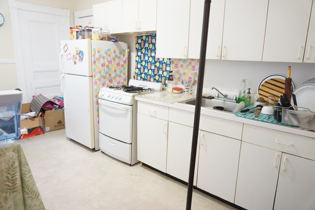 1128 Commonwealth Ave unit 2, Allston, MA 02134 - photo 4