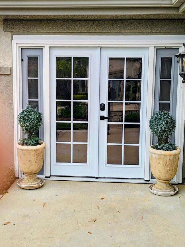 32450 Magenta Ct, Temecula, CA 92592 - photo 6