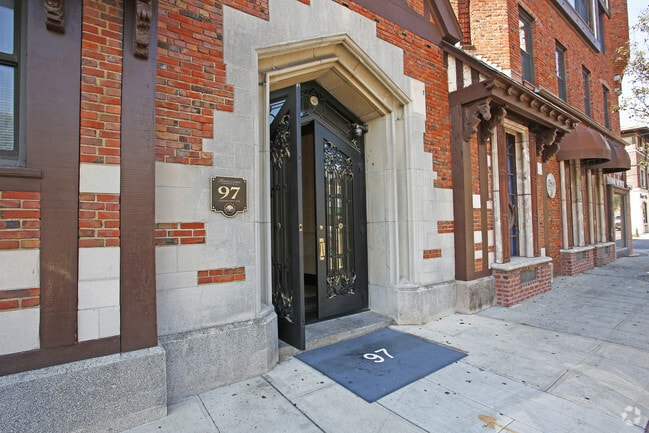 Fairfield Gables At Cedarhurst Village, Cedarhurst, NY 11516 - photo 6