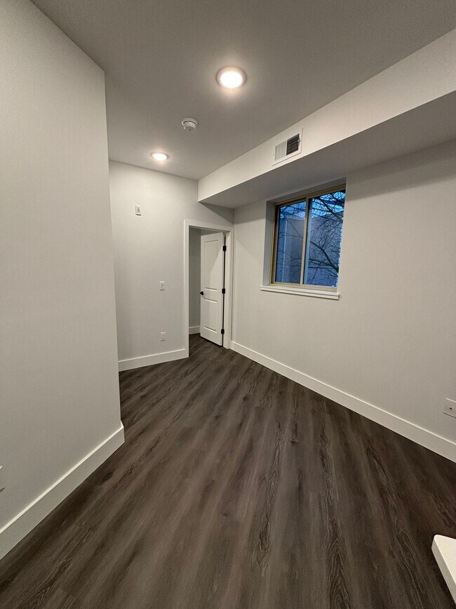 713 N 42nd St unit 1, Philadelphia, PA 19104 - photo 4