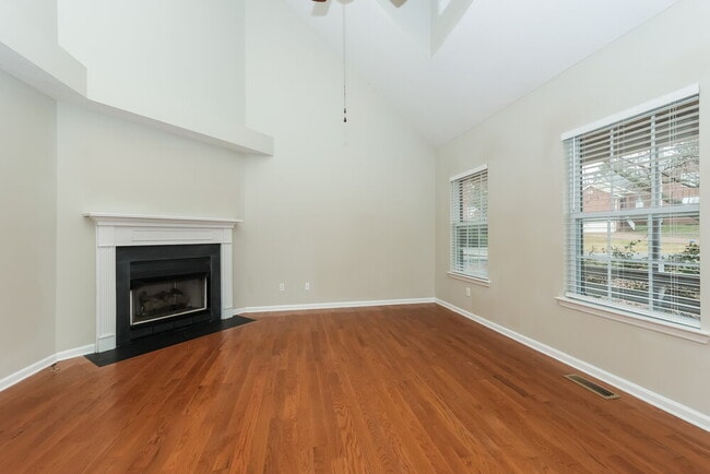 1807 Meadowglen Cir, Mount Juliet, TN 37122 - photo 4