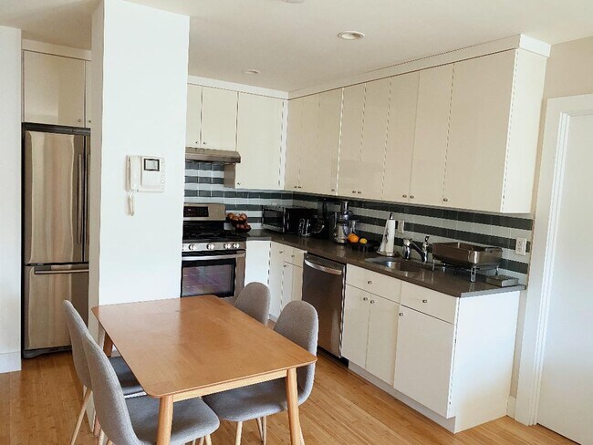 234 W 148th St unit 5D, New York, NY 10039 - photo 7