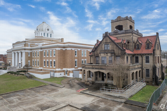 DeRidder's Gothic Jail, built in 1914, is a popular tourist attraction and stands proudly near city hall.