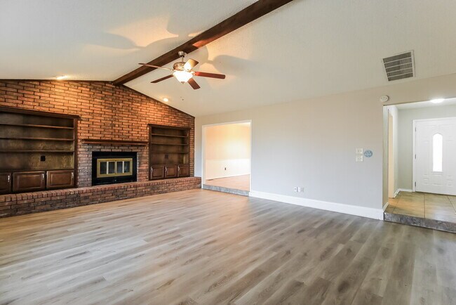 2917 Greenfield Dr, Edmond, OK 73012 - photo 5