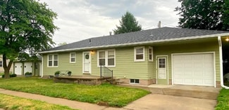 221 S Thomas St, Fremont, NE 68025