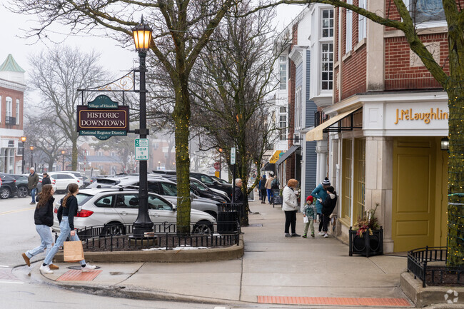 Shoppers regularly flock to Hinsdale’s downtown to browse the many local stores.