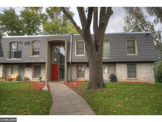 709 11th Ave S Unit 6, Hopkins, MN 55343