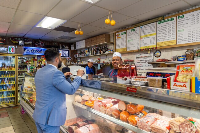 Visit and dine at San Carlo Italian Deli, with a great selection of deli in Chatsworth.