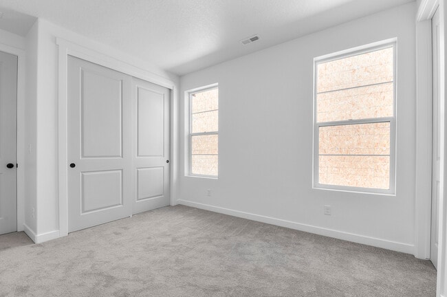 574 N Cornstalk Ln, Lindon, UT 84042 - photo 7