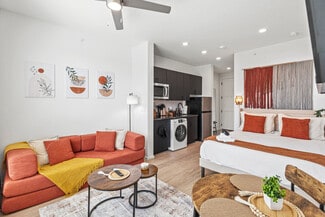 596 W 9th St Unit ID1335764P, Dallas, TX 75208