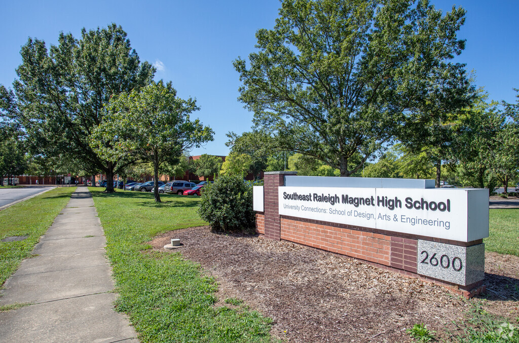 Southeast Raleigh Magnet High School, Raleigh NC Rankings & Reviews ...