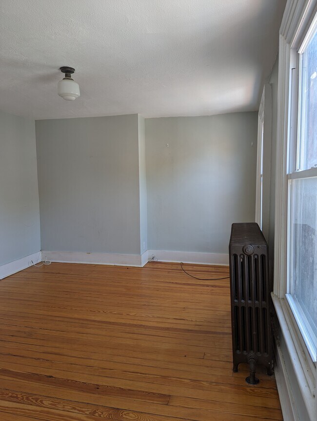 329 Madison Ave unit 3, Albany, NY 12210 - photo 3