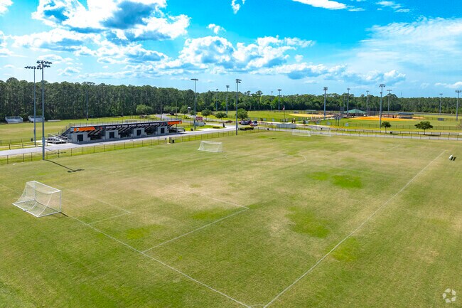 Coraci park offers several fields for many different sports.