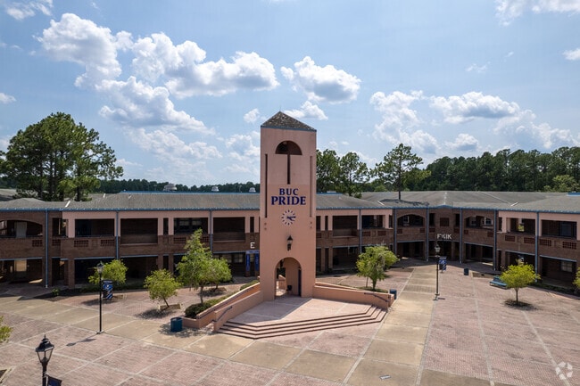 The courtyard of the First Coast High School in Jacksonville, FL.