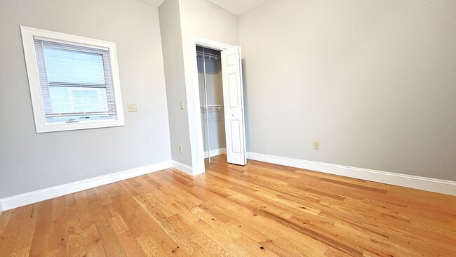 85 Park St unit 2, Burlington, VT 05401 - photo 3