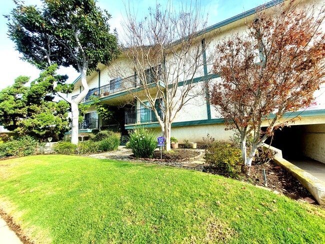 3838 Keystone Ave unit 4, Culver City, CA 90232 - photo 2