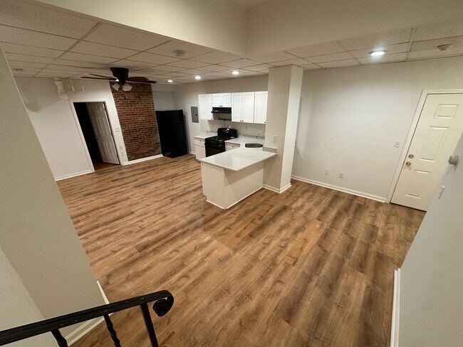 25 Fleet St unit B, Boston, MA 02113 - photo 2