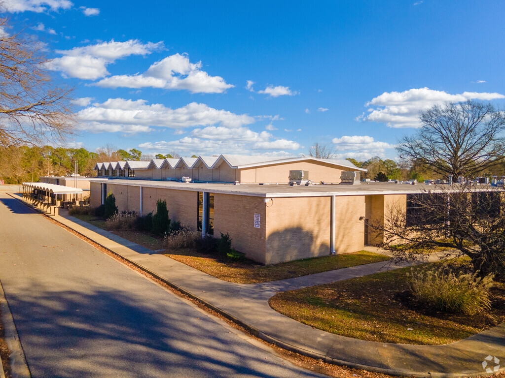 Benjamin Syms Middle School