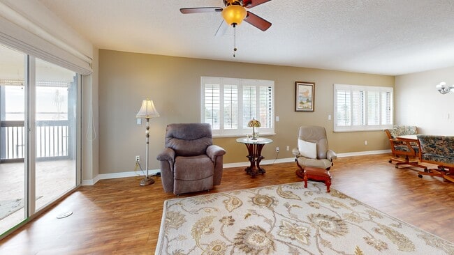 Merritt Towers unit 308, Merritt Island, FL 32952 - photo 2