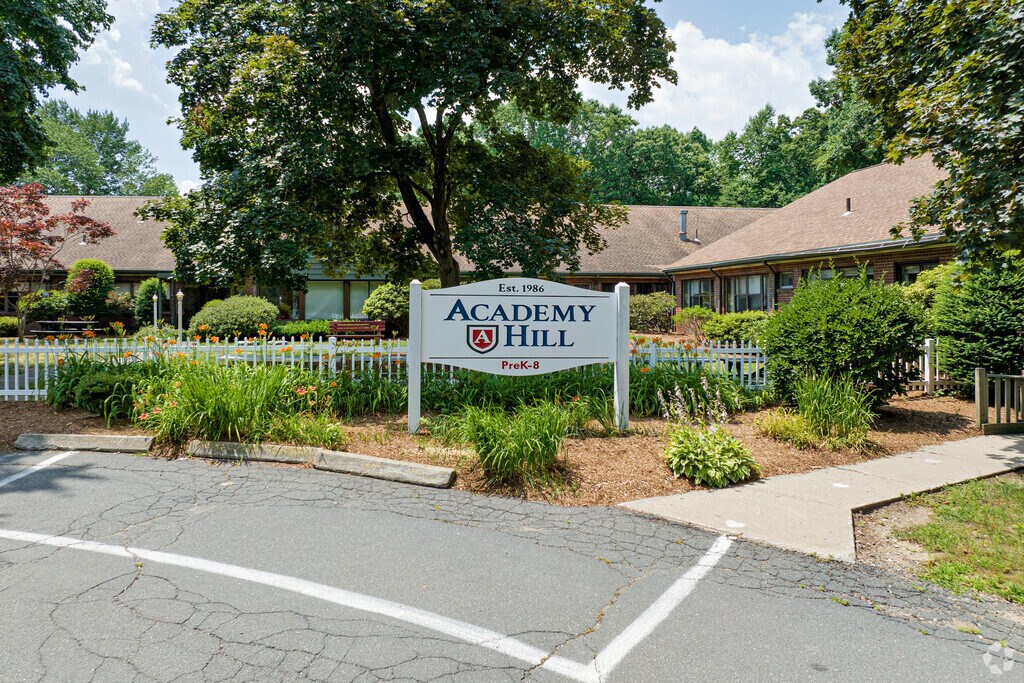 Academy Hill School, Springfield MA Rankings & Reviews