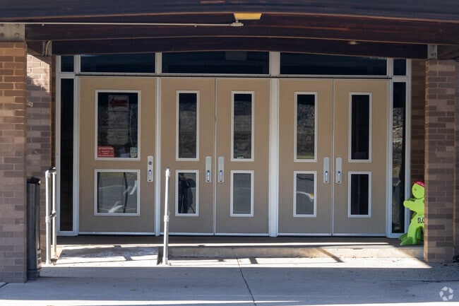 There are over 540 students in the Schor Middle School.