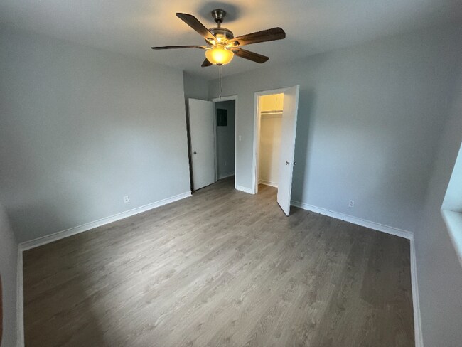 5213 Spruce Ave, West Palm Beach, FL 33407 - photo 5