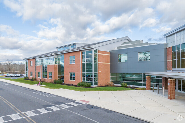 Students in grades K-5 attend Neidig Elementary School.