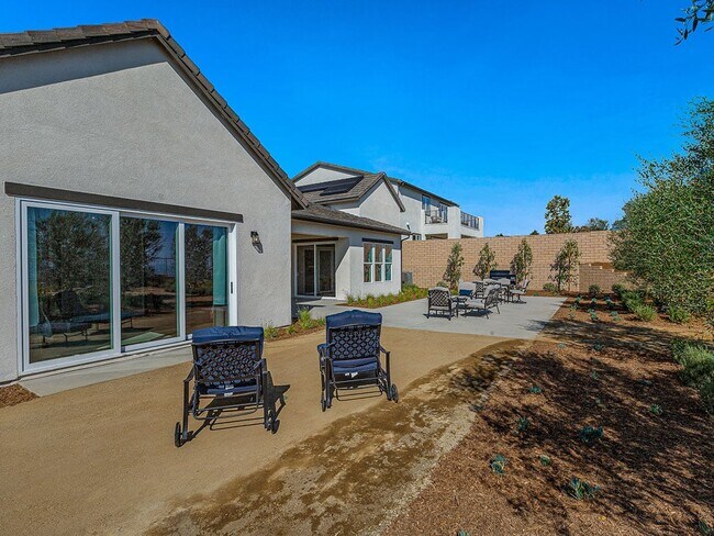 WR Ridgeland Plan 12 Model Home