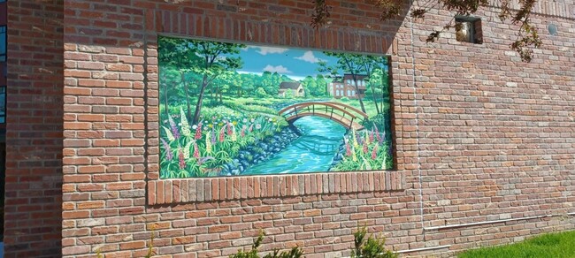 MURAL OUTSIDE