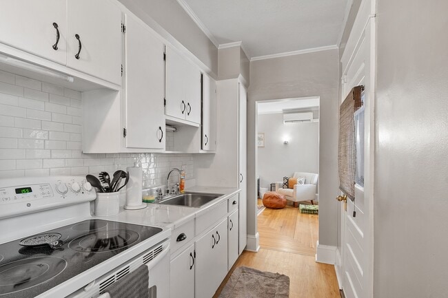 68 Walnut St unit 1N, Manchester, NH 03104 - photo 7