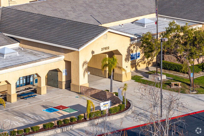With engaging programs, Laguna Niguel Elementary School helps students succeed.