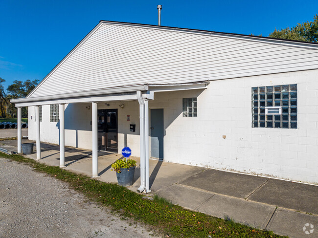 Sonshine Christian Academy is a private Christian school located in Columbus, OH.