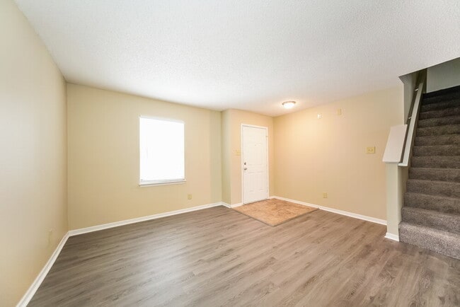 9033 Southernwood Way, Indianapolis, IN 46231 - photo 2