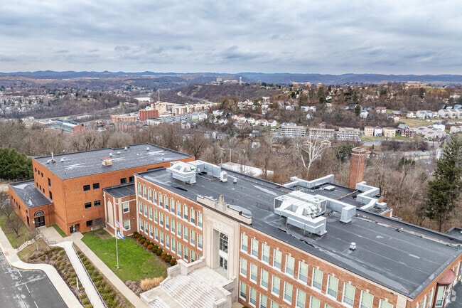 Mountaineer Middle School serves children in grades six through eighth.