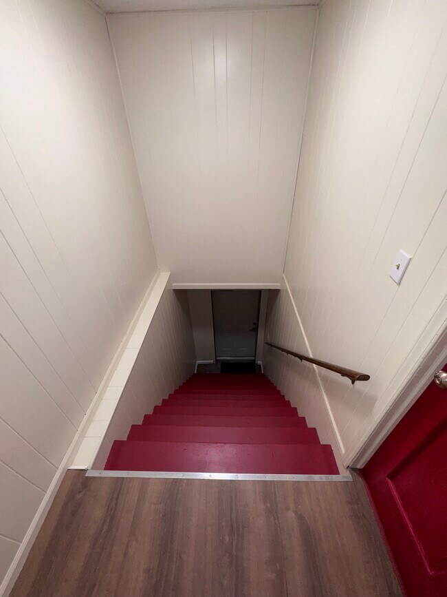 201 Lexington St unit 203, Damascus, VA 24236 - photo 4